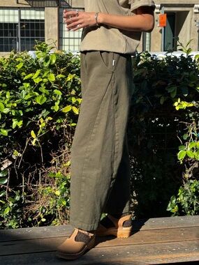Le Bon Shoppe Arc Pants Olive
